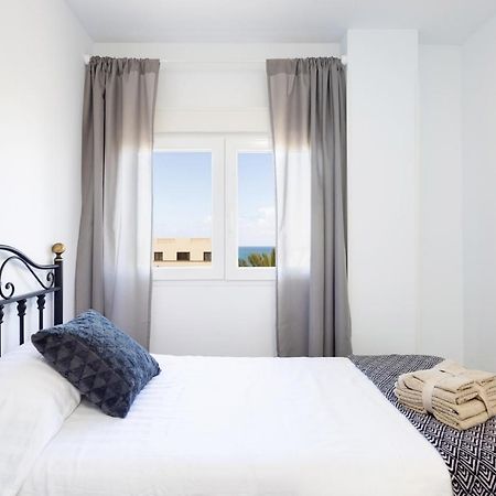 Home2Book Bright Apartment Sea Views, Bajamar Бахамар Экстерьер фото